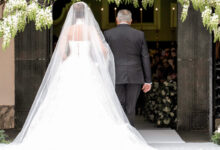 Photo of La suocera si presenta in chiesa vestita come la sposa e rovina il giorno del matrimonio